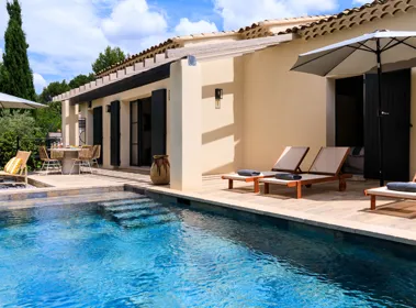 Maison de Lauris Maison de Lauris